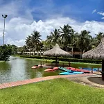 02 SUÍTES, 07 HOSPEDES, 02 NOS COLCHONETES, WIFI TOP, LAZER, VISTA, Aquaville